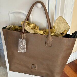 Dooney & Bourke Florentine Medium Russel Bag New